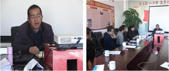 迪庆州移动公司综合部和总司理在清静培训会上讲话。